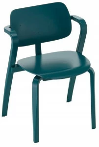 Artek Штабелируемый стул из бука с подлокотниками