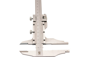15760278 Штангенциркуль (500 мм, 0.05 мм, губки 250) ШЦ-2 239266 ЧИЗ