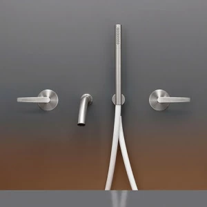 Настенный 2 прогрессивные смесители, установленные для ванной с носиком L. 170 мм и цилиндрический ручной душ диаметр 18 мм  FLG41 CEADESIGN