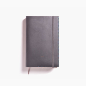 W108CHAR Обложка для ноутбука - Древесный уголь - Карст Wingback