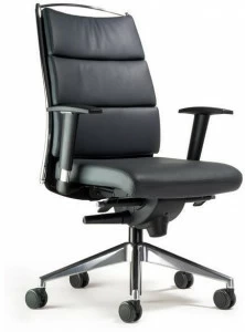 Ares Line Кожаное кресло для руководителя с регулируемой высотой и подлокотниками Link family