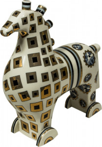 10650632 АМК Скульптура Троянский конь Фарфор