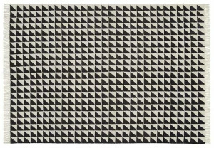 e15 Прямоугольный коврик с геометрическими мотивами