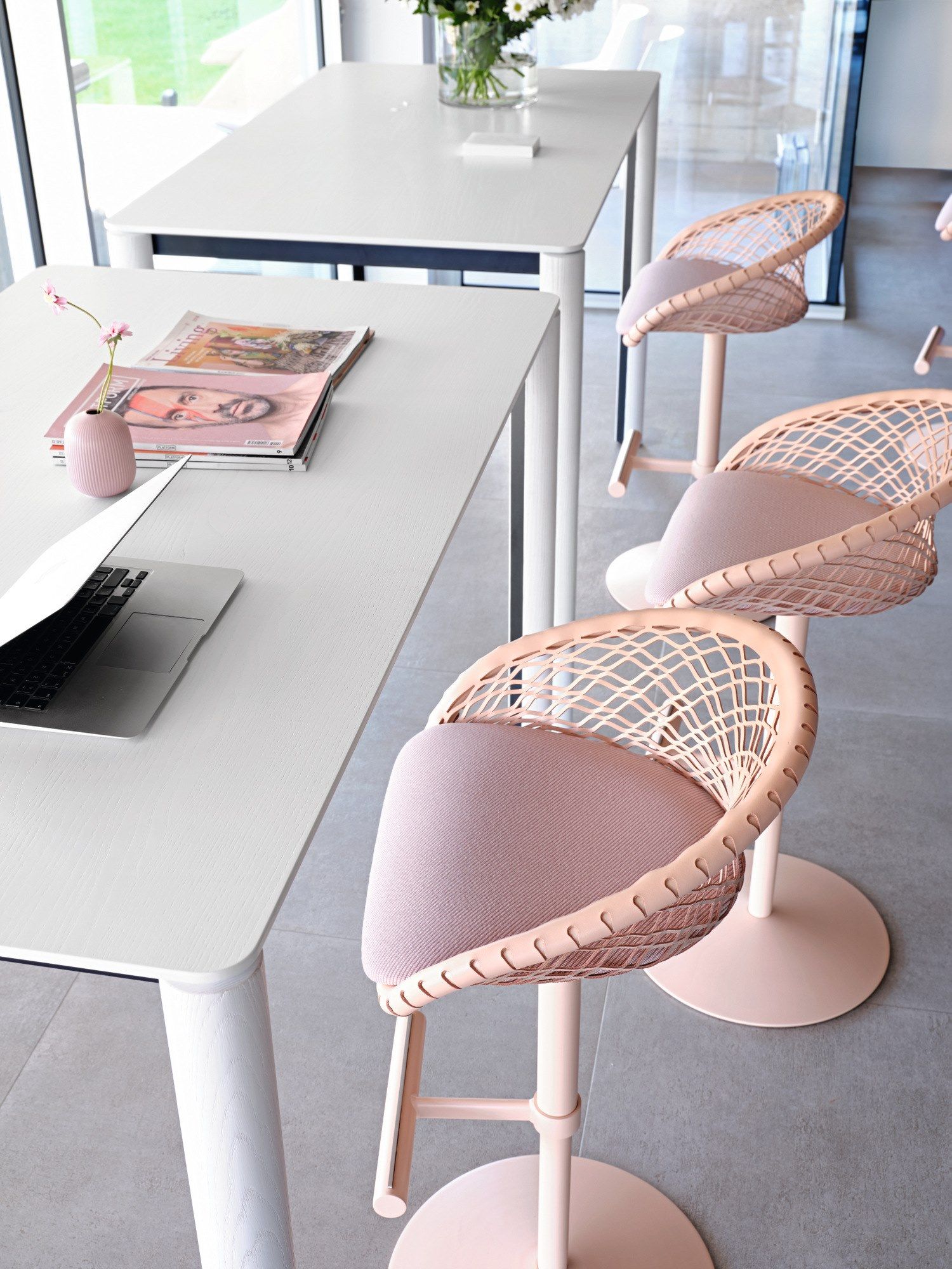 Стол из ясеня Midj Woody ARCH-00145571 - Вид №1