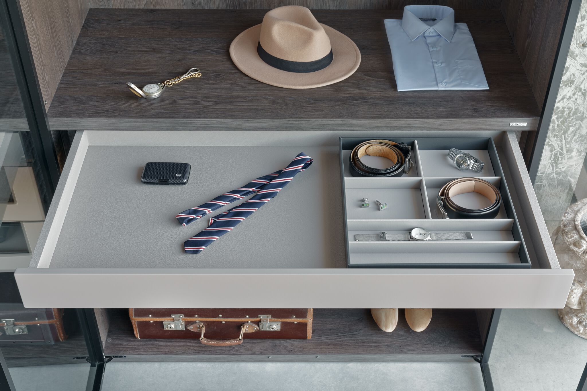 Шкаф из дерева и стекла на заказ Zajc W ARCH-00023499 - Вид №8