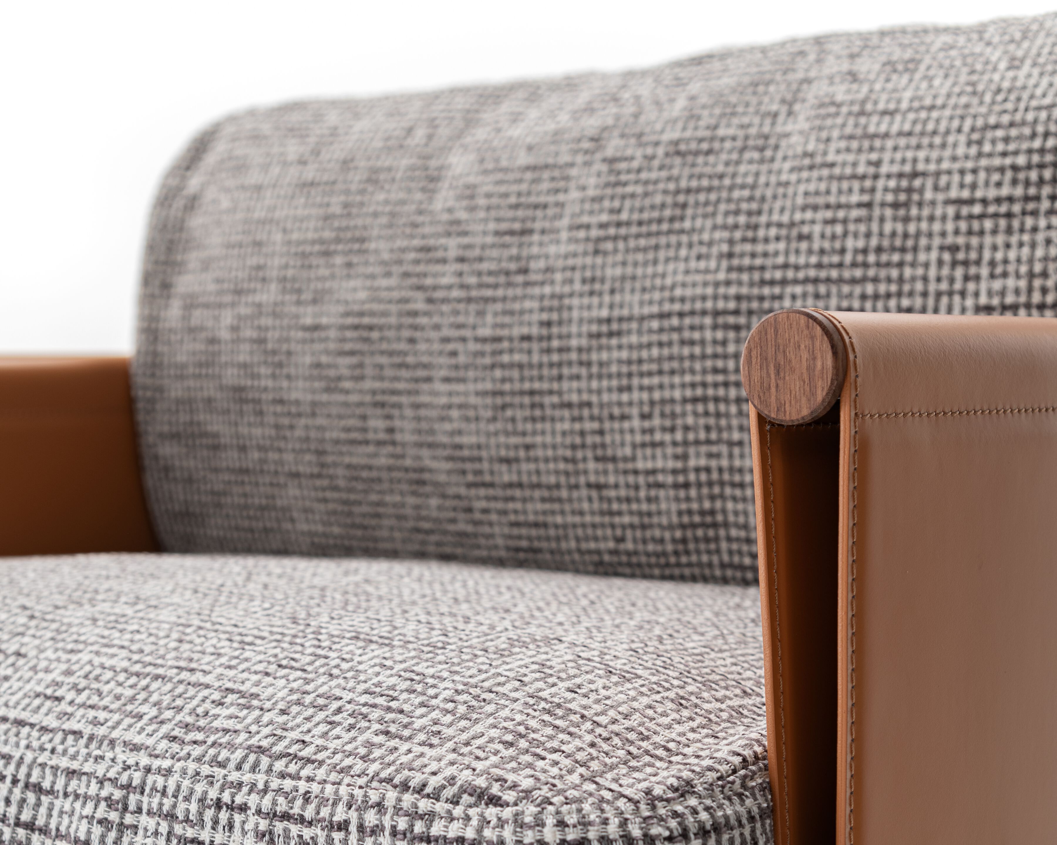 Кресло из ткани или кожи с кожаными подлокотниками Casamania & Horm SC2 ARCH-00065246 - Вид №4