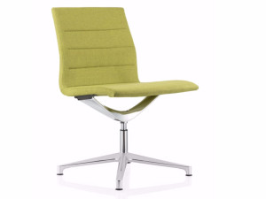 4-спицевое тканевое вращающееся офисное кресло