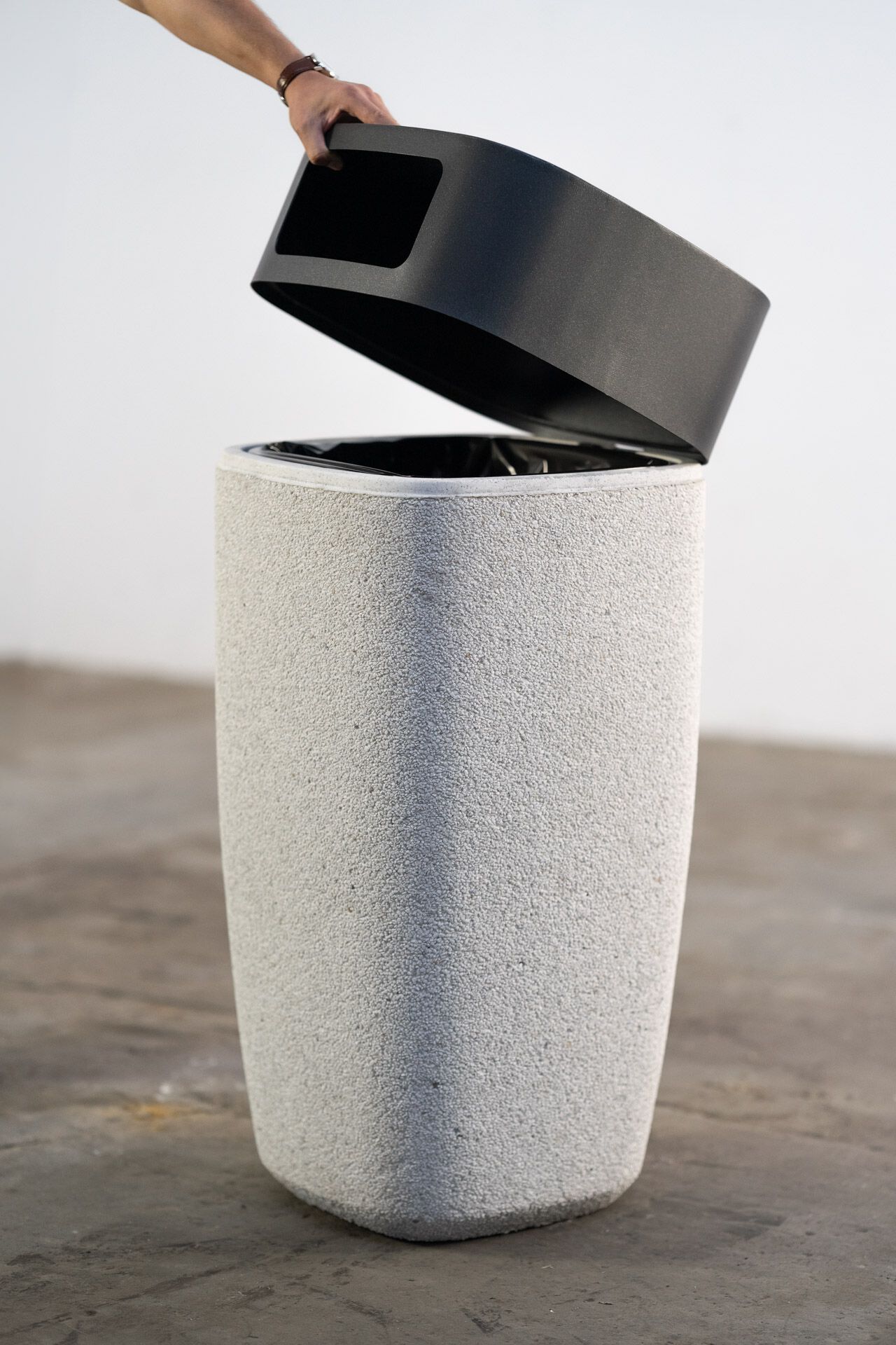 Наружные бетонные стойки для мусора Kremen ARCH-00113392 - Вид №6