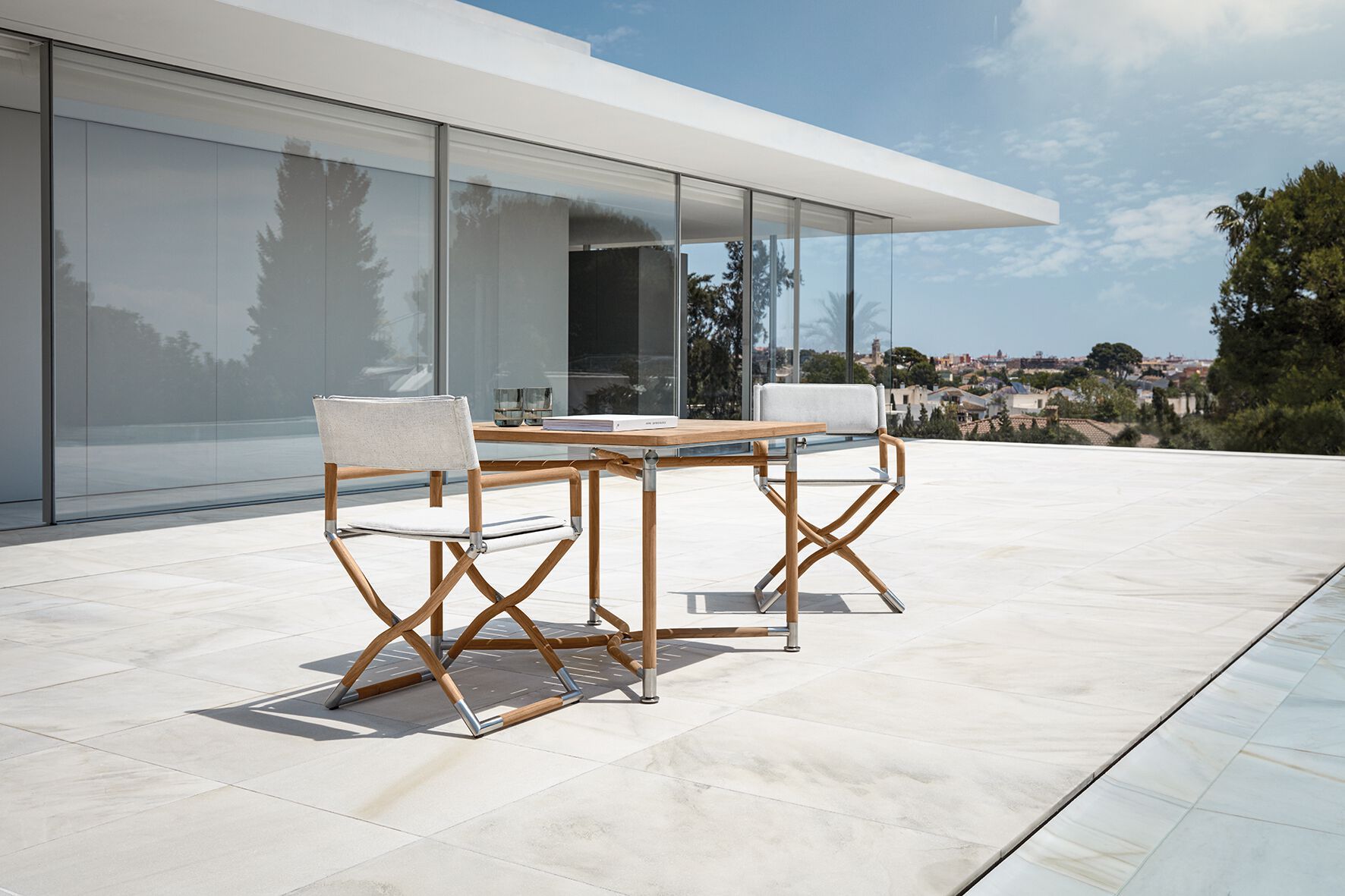 Складной стул директора из тикового дерева и ткани с подлокотниками Gloster Navigator ARCH-00094784 - Вид №3