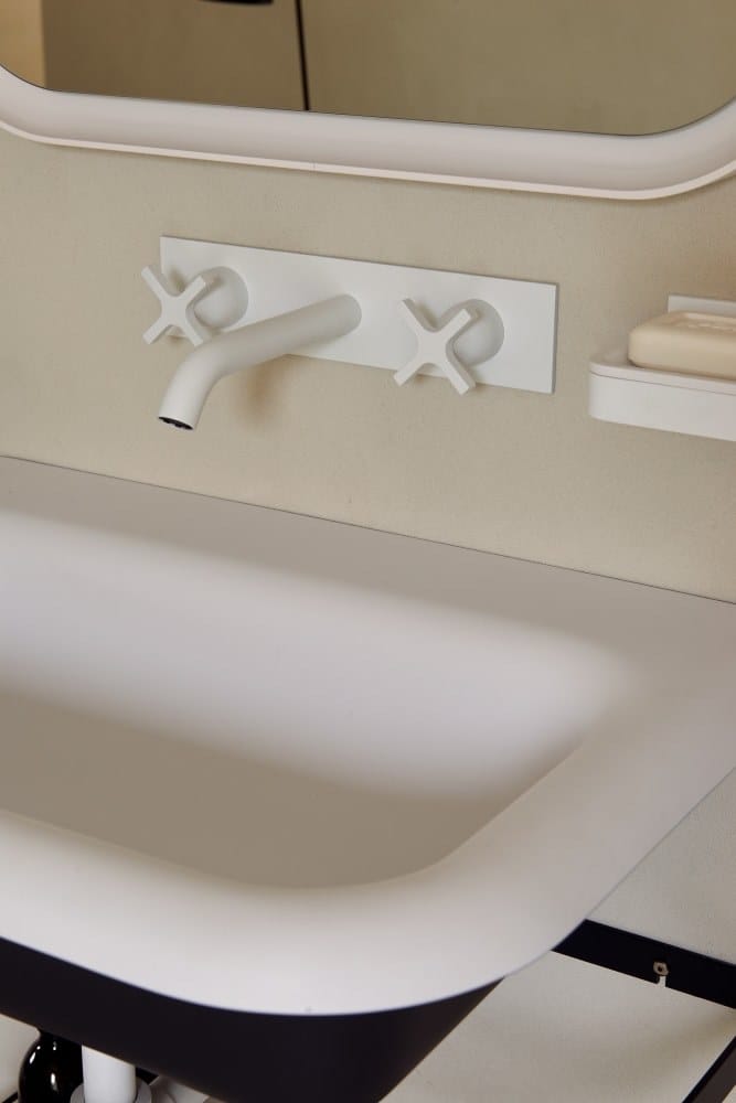 Латунный настенный смеситель для раковины с 3 отверстиями Agape Memory ARCH-00081383 - Вид №3