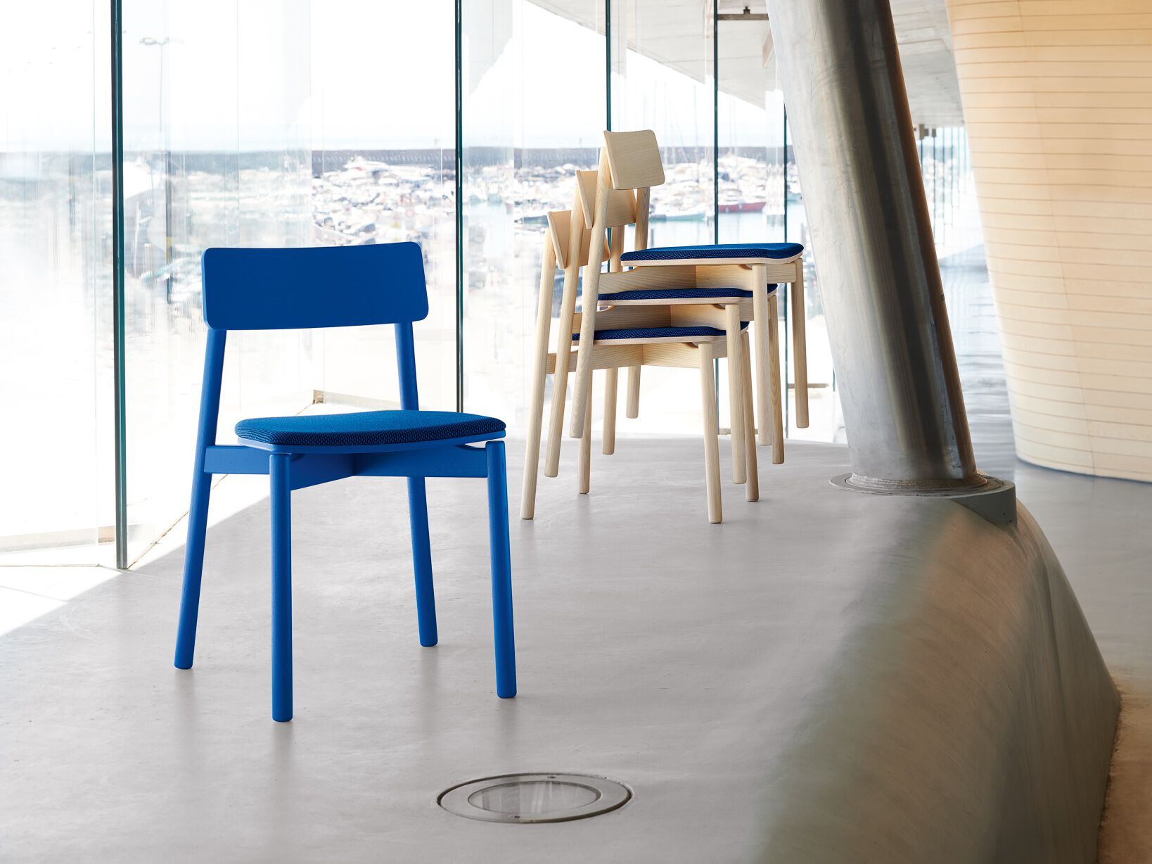 Штабелируемый стул с мягким сиденьем Very Wood Rib ARCH-00066245 - Вид №1