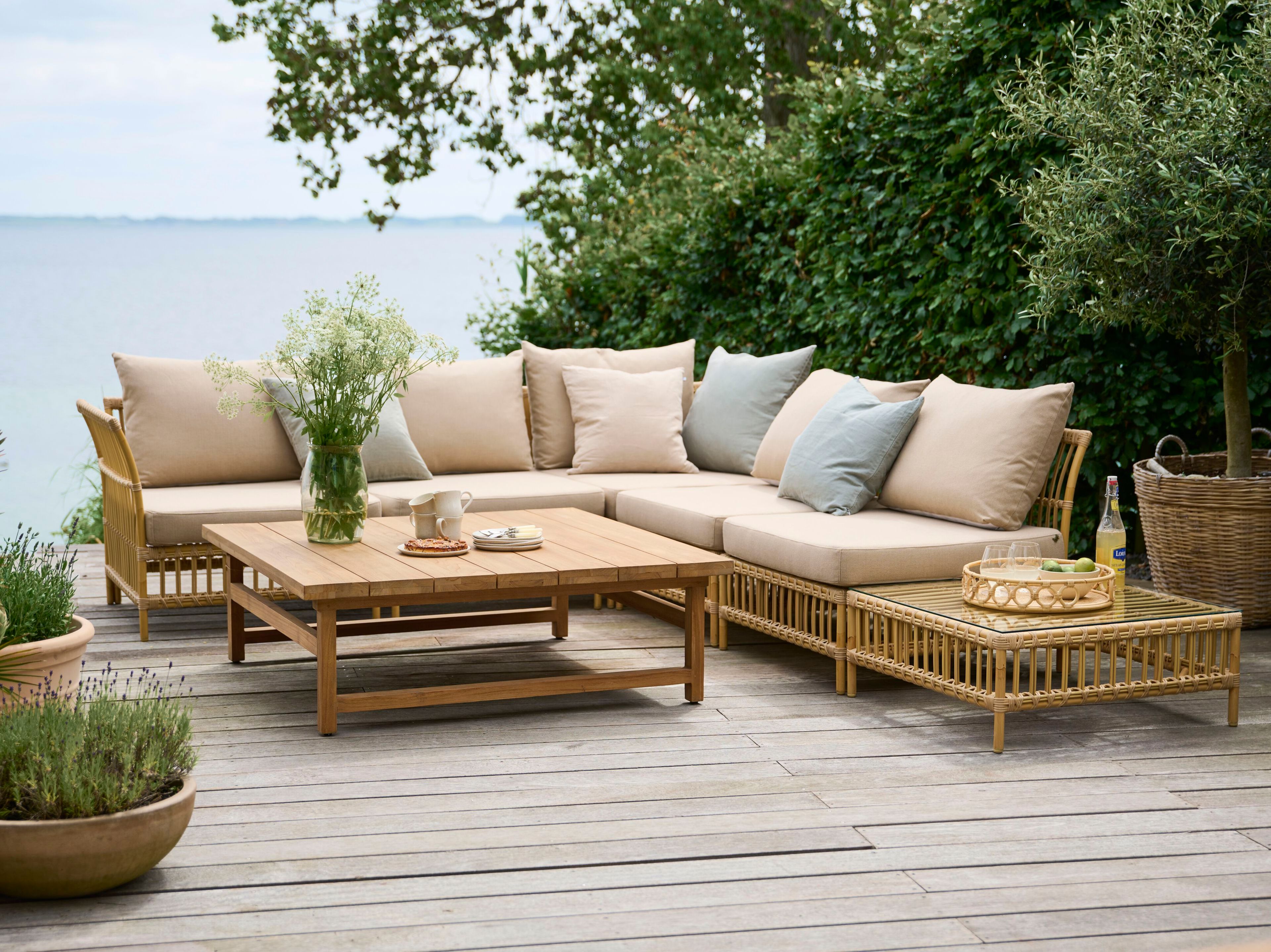 ALU-Rattan and ArtFibre садовый столик со стеклянной столешницей Sika Design Exterior ARCH-00120538 - Вид №1