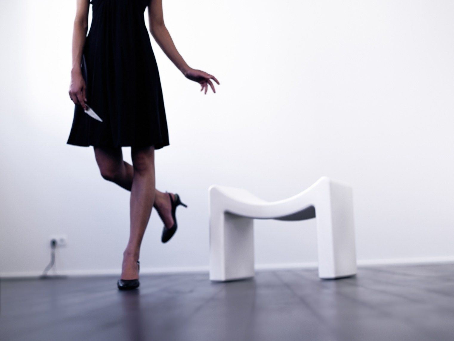 Низкий стул из полиэтилена Marzais Créations ARCH-00026757 - Вид №2