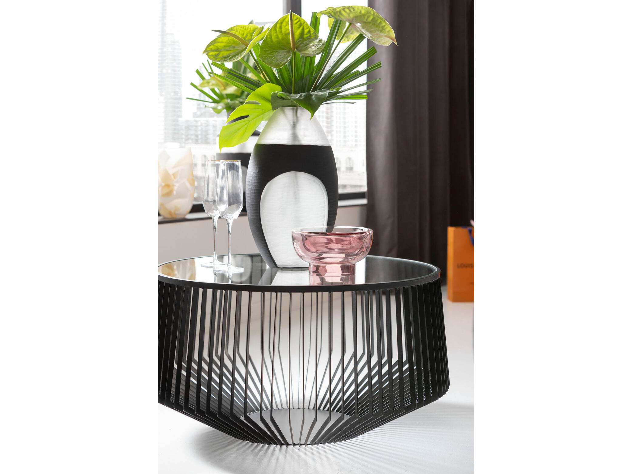 Круглый журнальный столик из стали и стекла KARE Design CORINNE ARCH-00124471 - Вид №4