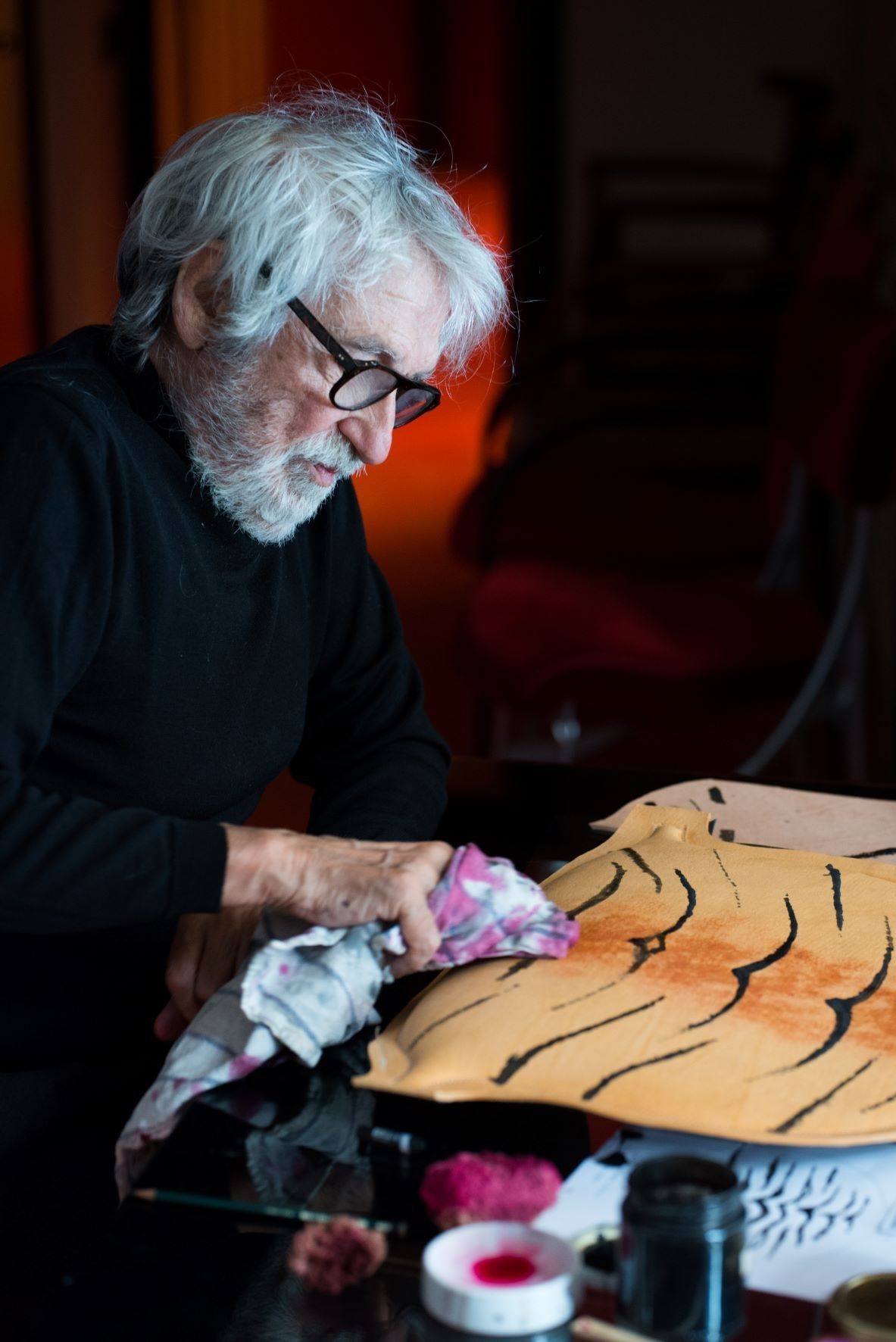 Стул из ясеня с подлокотниками и встроенной подушкой BD Barcelona Гаулино ARCH-00065731 - Вид №9