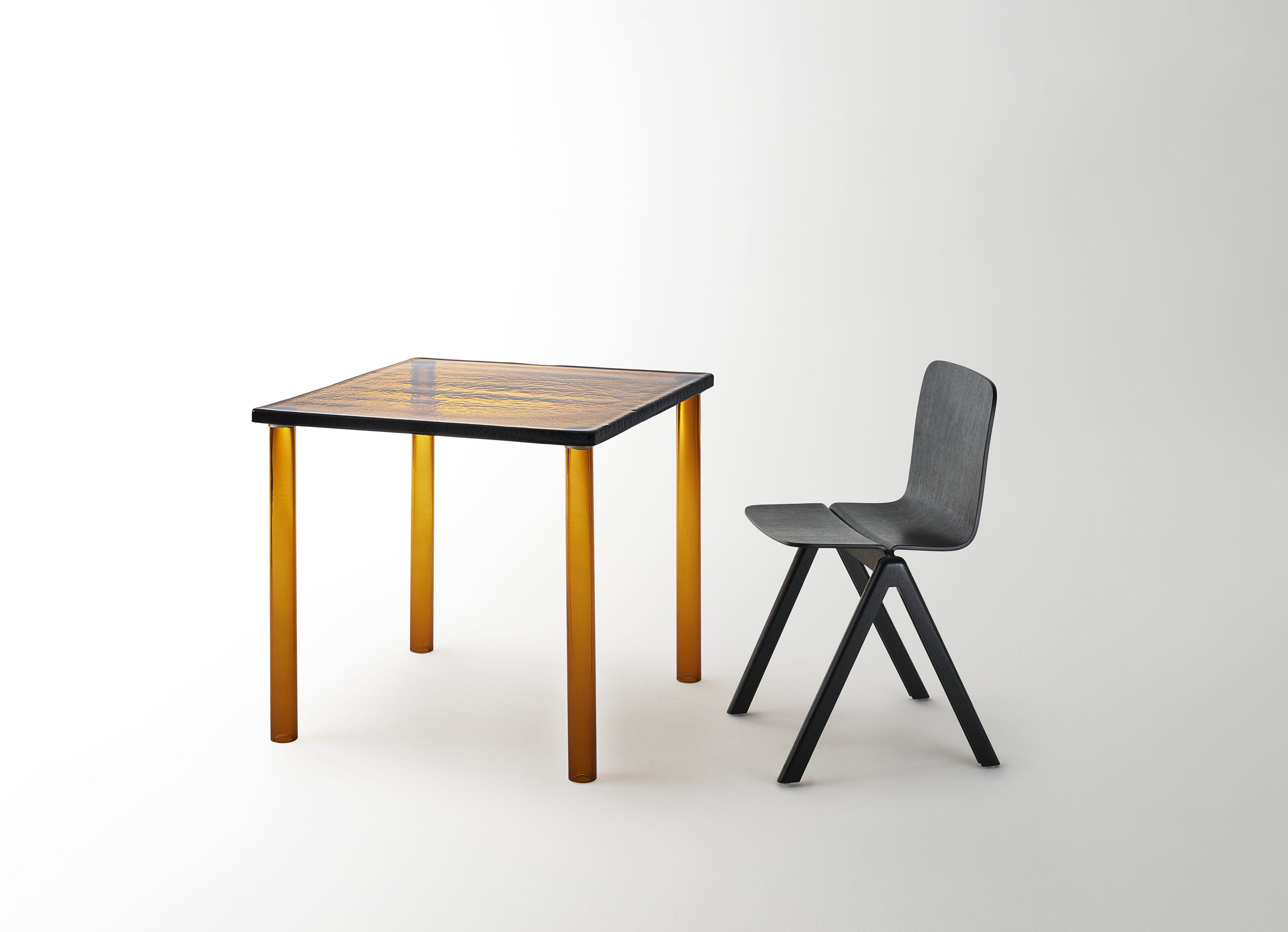 Квадратный стол из муранского стекла Glas Italia вложение ARCH-00030447 - Вид №2