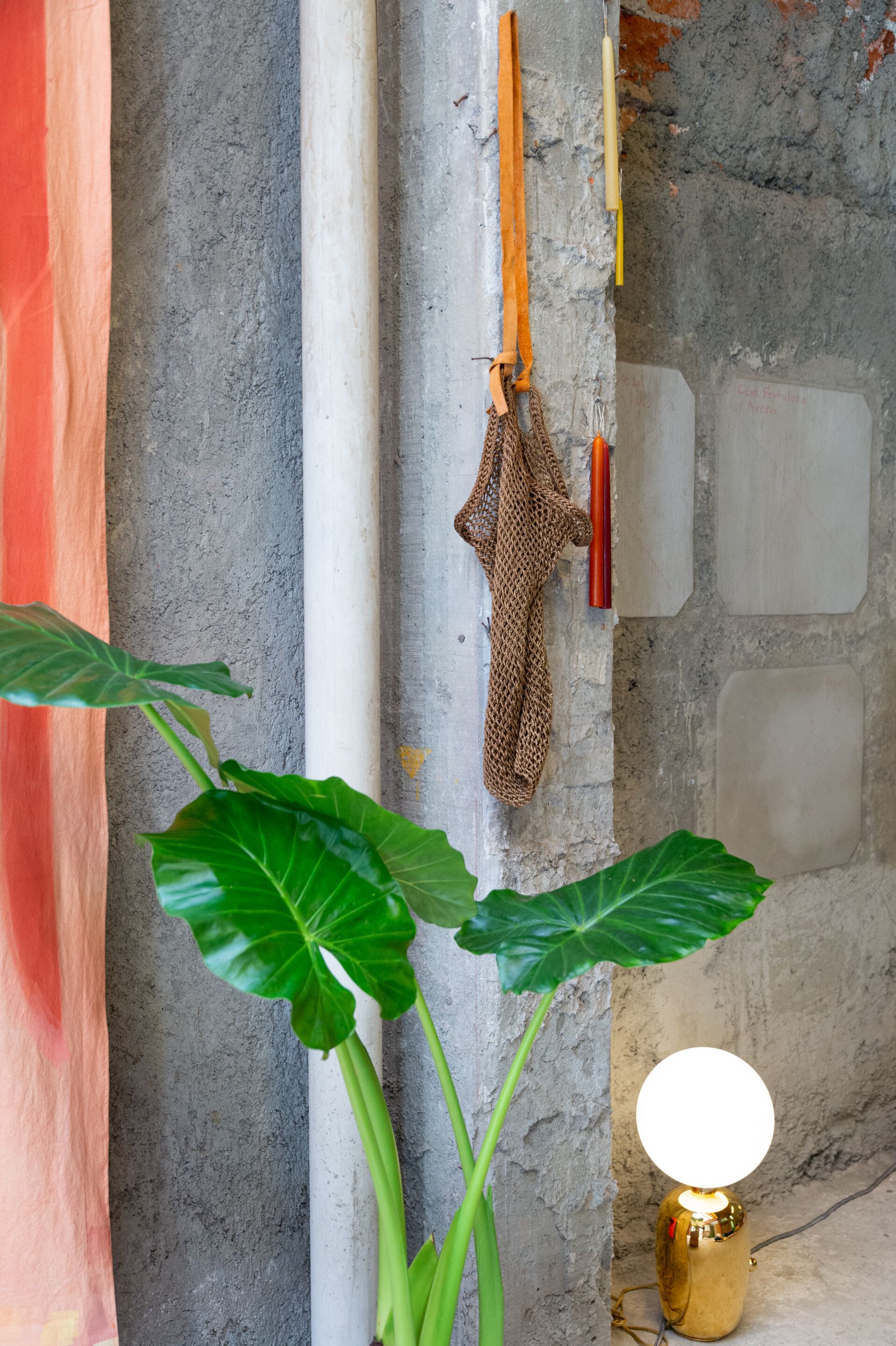 Керамическая и опаловая стеклянная настольная лампа с диммером PARACHILNA Aballs ARCH-00068946 - Вид №8