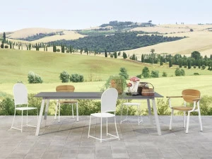 Gervasoni Прямоугольный стол с бетонной столешницей Gervasoni outdoor