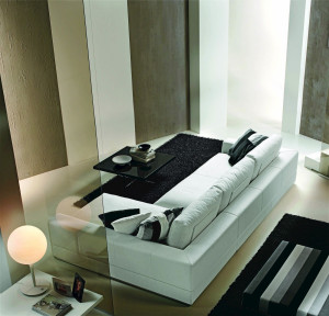 Тканевый диван с полуостровом