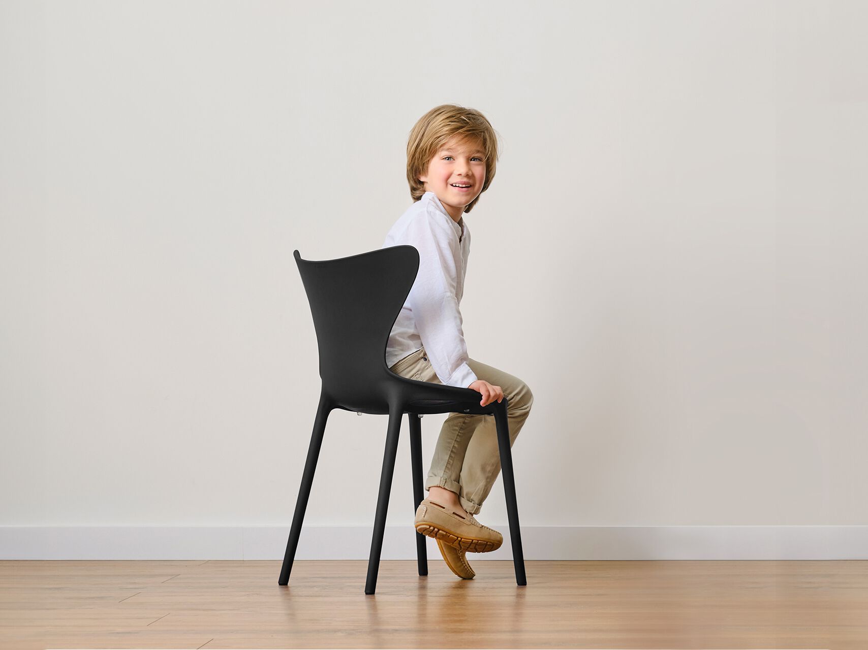 Полипропиленовый садовый стул Vondom любовь ARCH-00117546 - Вид №7