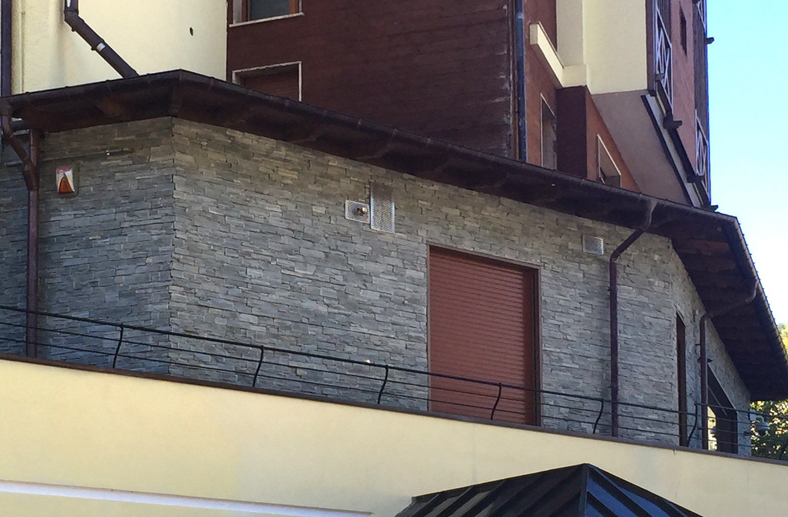 Натуральный каменный элемент для фасада B&B Rivestimenti Naturali камень ARCH-00006738 - Вид №30