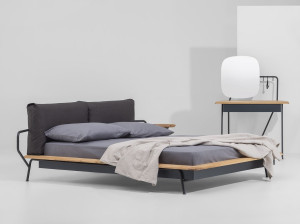 Двуспальная кровать