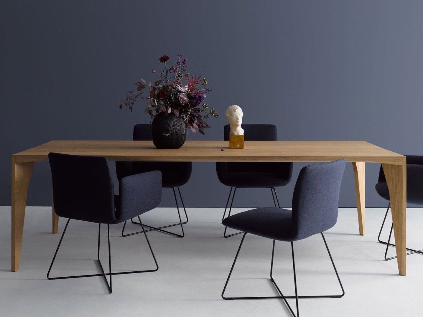 Прямоугольный стол из массива дерева COR Delta ARCH-00111670 - Вид №2