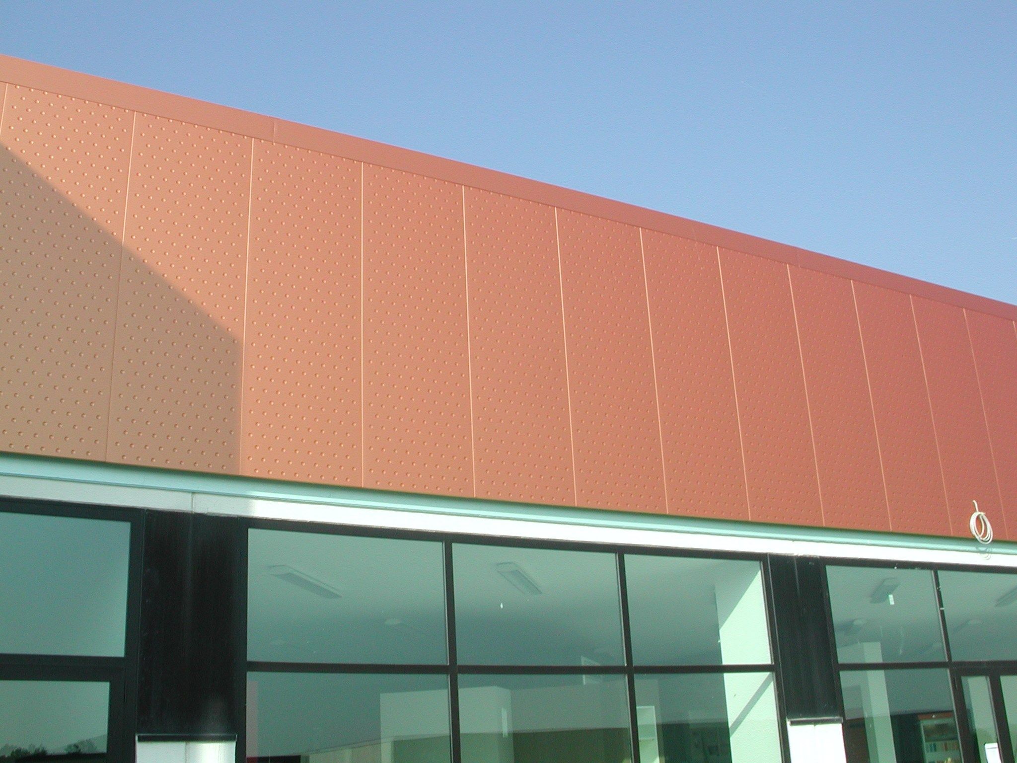 Изолированная металлическая панель для фасада ELCOM SYSTEM ТЕРМОПАРЕТЫ® ARCH-00063678 - Вид №96