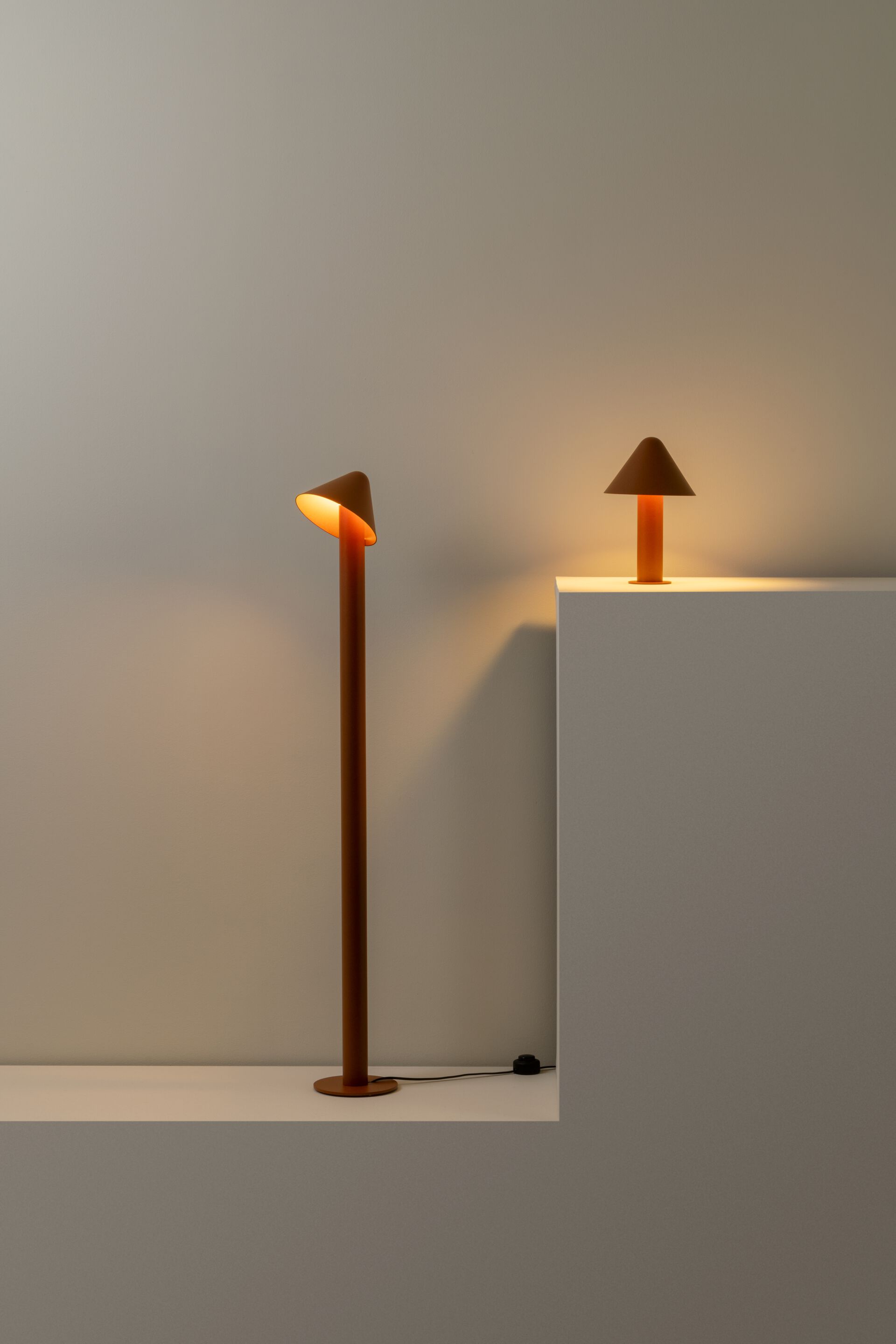 Регулируемая стальная настольная лампа Milan Iluminacion Shita ARCH-00134135 - Вид №12