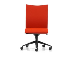 Офисное кресло из ткани с 5 спицами