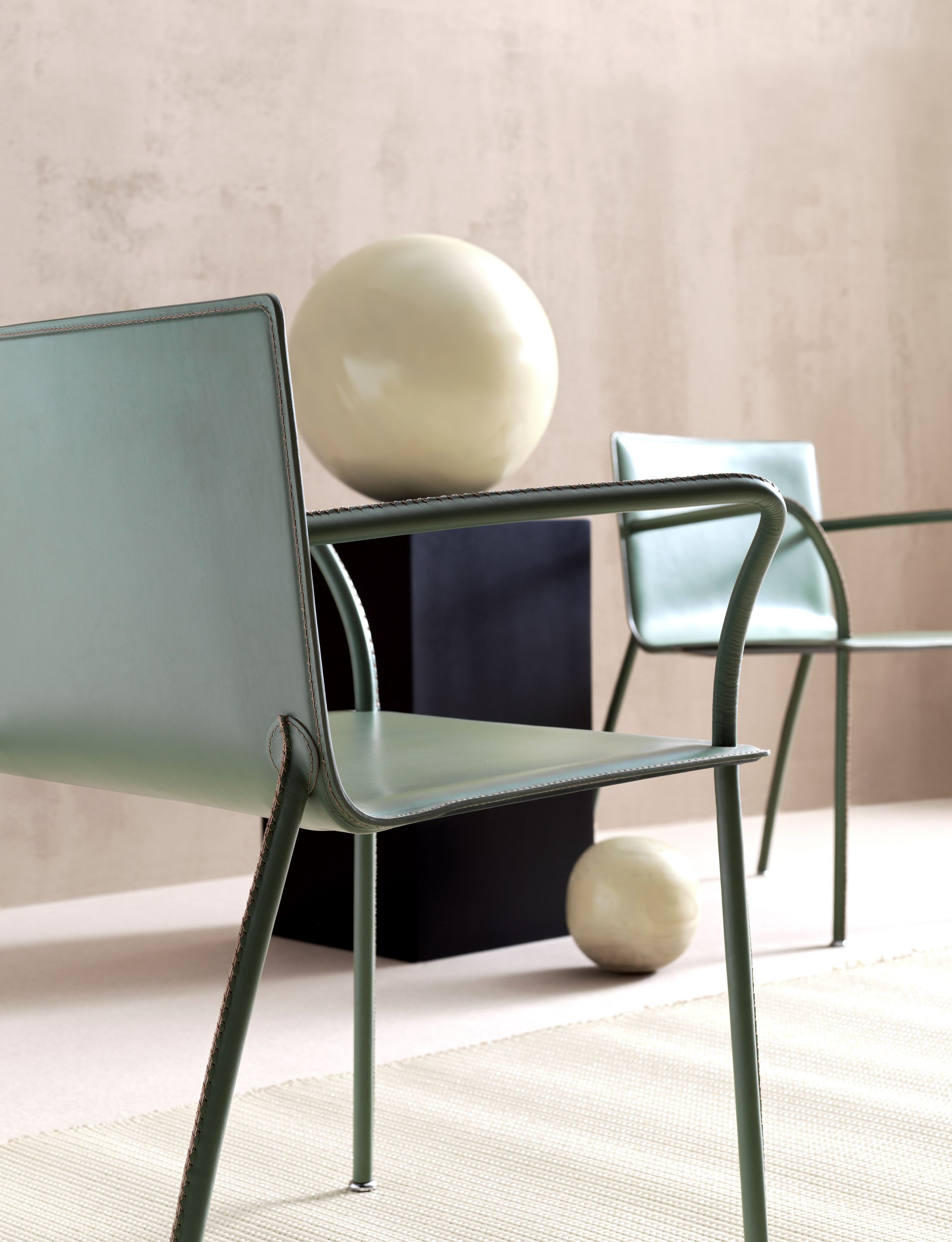 Кожаный стул с подлокотниками Fasem Lys ARCH-00016342 - Вид №2