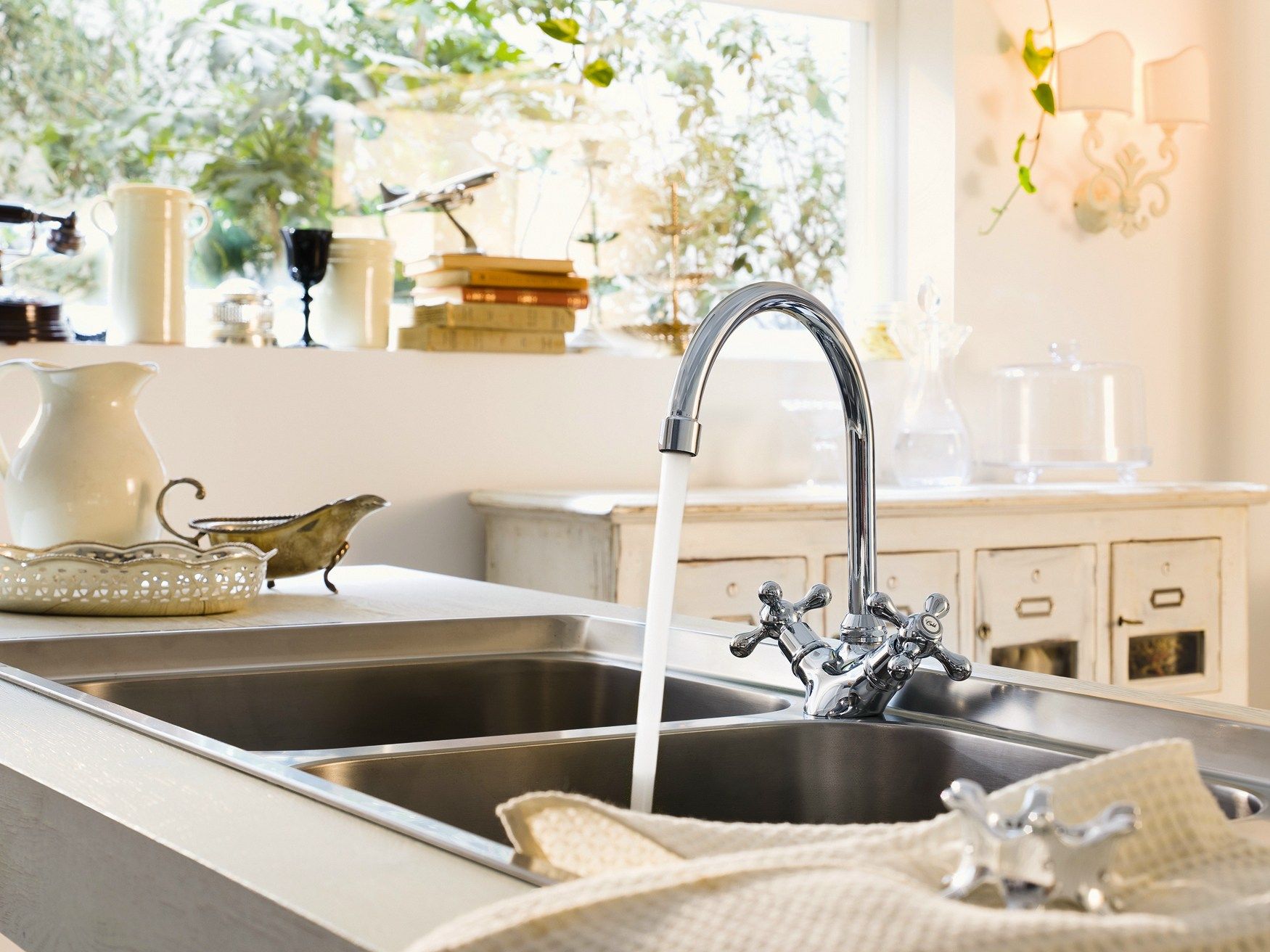 Одно отверстие столешница кухонный кран с поворотным изливом Nobili Grace ARCH-00044890 - Вид №1