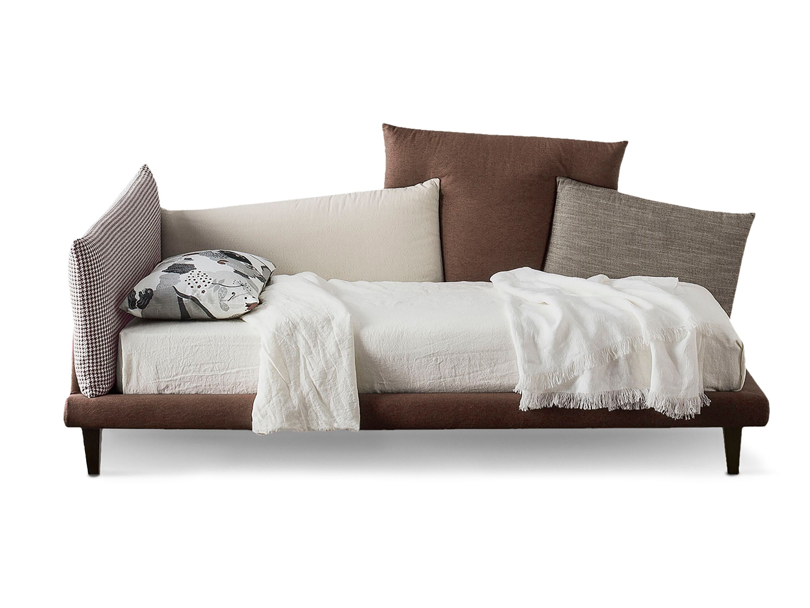 Тканевая кровать с мягким изголовьем BONALDO Picabia ARCH-00040003