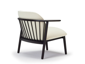 Тканевое кресло с подлокотниками