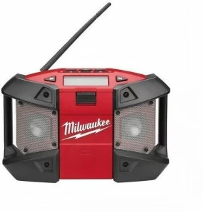 MILWAUKEE Компактное радио с mp3-подключением