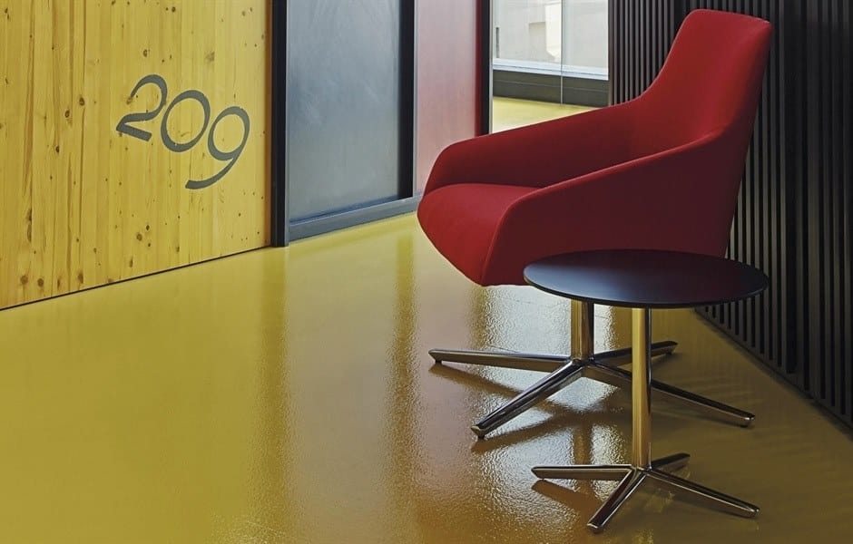 Низкий круглый журнальный столик из дуба Andreu World QUATTRO OCCASIONAL OAK ROUND ARCH-00141184 - Вид №2