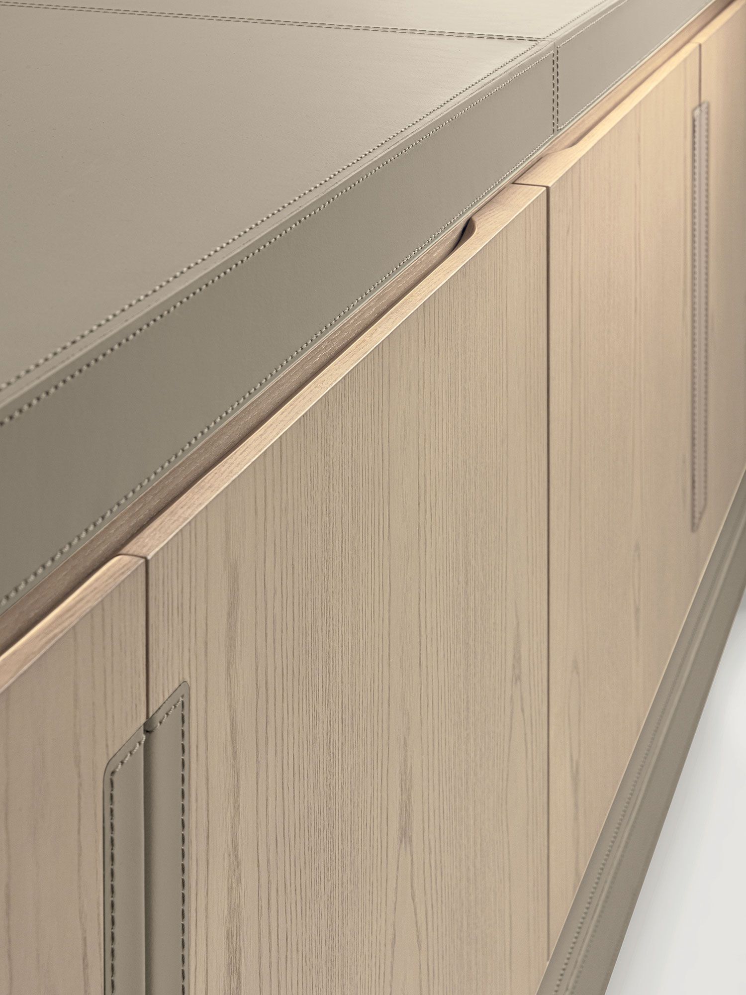 Деревянный шкаф с кожаной обивкой Vittoria Frigerio Lanza ARCH-00089465 - Вид №2