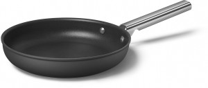 CKFF2601BLM Посуда / сковорода 26 см, черная SMEG