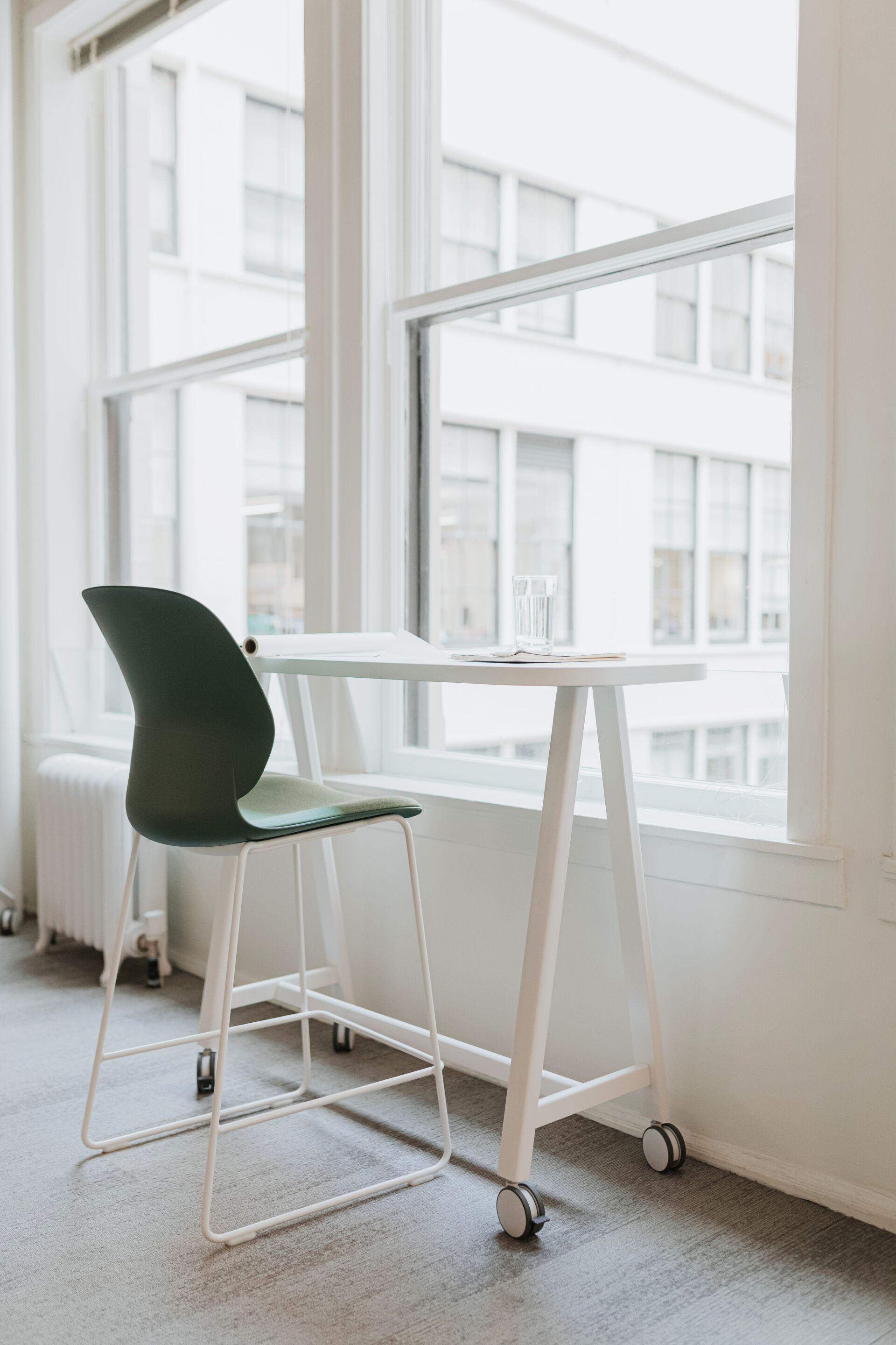 Высокий стол для совещаний из меламина с колесами Haworth POPUP ARCH-00086013 - Вид №8