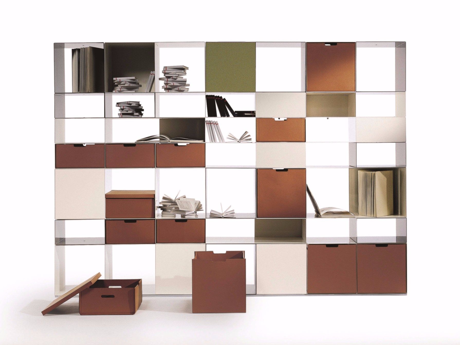 Секционный металлический книжный шкаф с кожаными ящиками Flexform ARCH-00134674