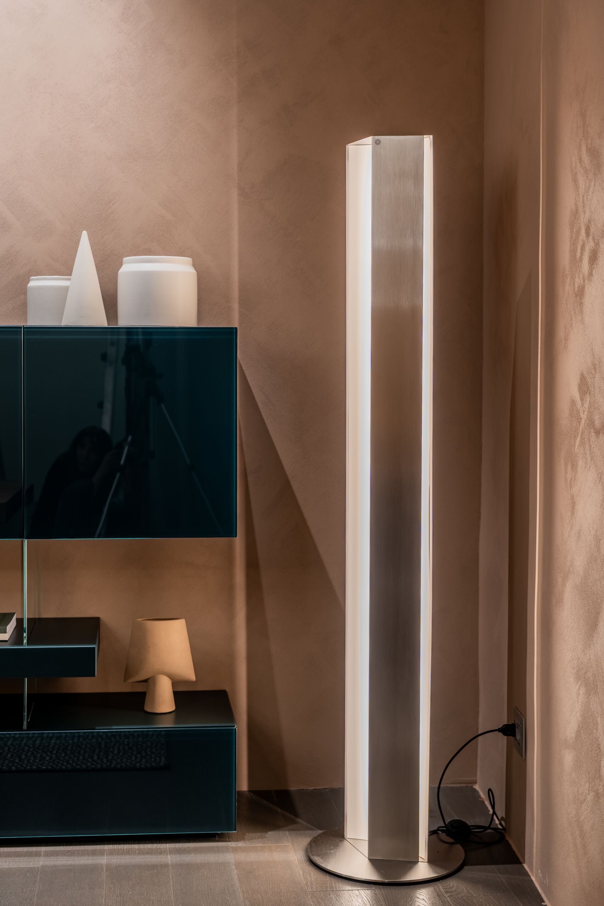 Светодиодная напольная лампа из нержавеющей стали Leucos Stripe ARCH-00073468 - Вид №1
