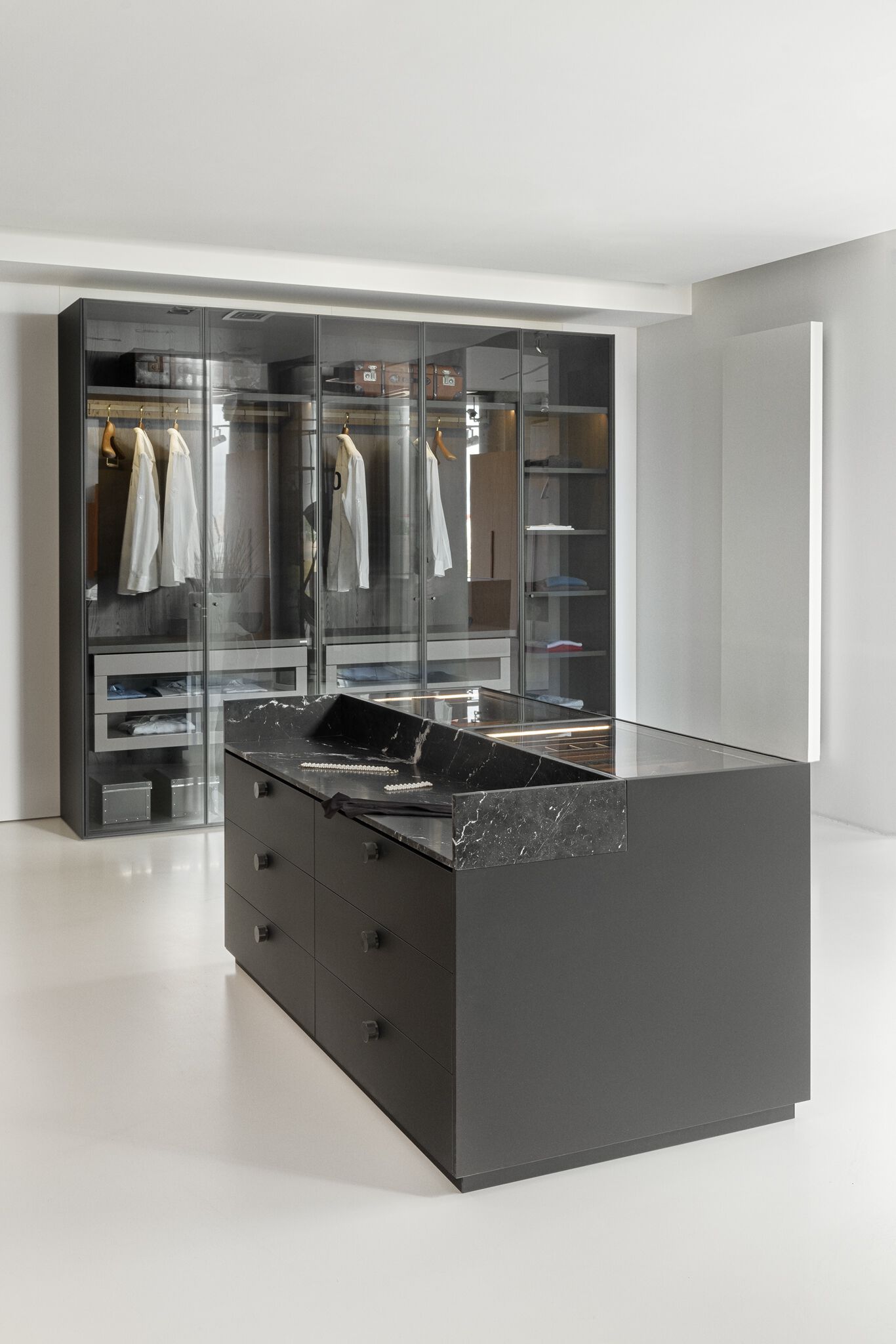 Деревянная гардеробная на заказ Zajc W ARCH-00119277 - Вид №2