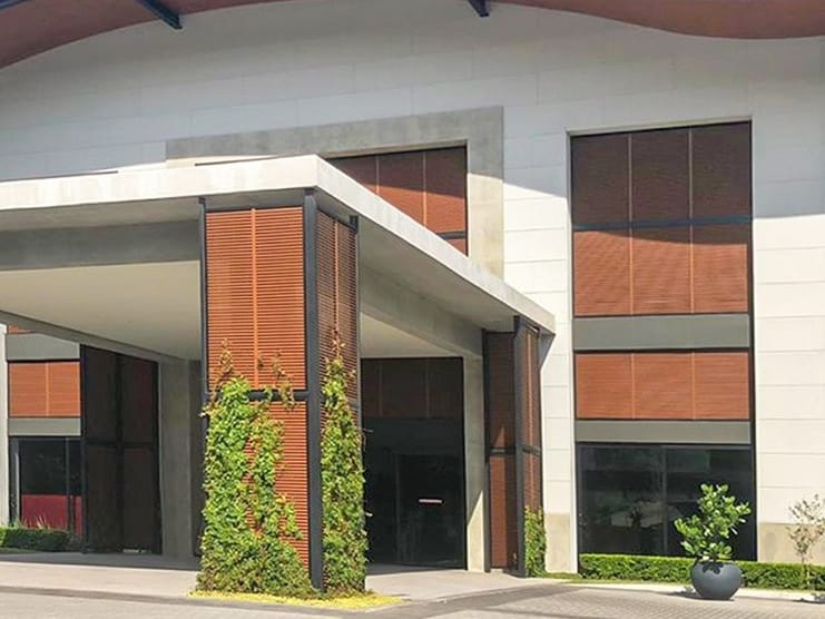 Алюминиевые жалюзи с фиксированными ламелями Saxun D-5 ARCH-00013475