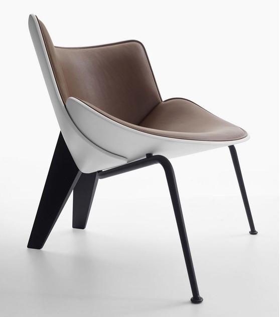 B&B Italia Кожаное кресло с жесткой полиуретановой оболочкой  Dm77  - Вид №1