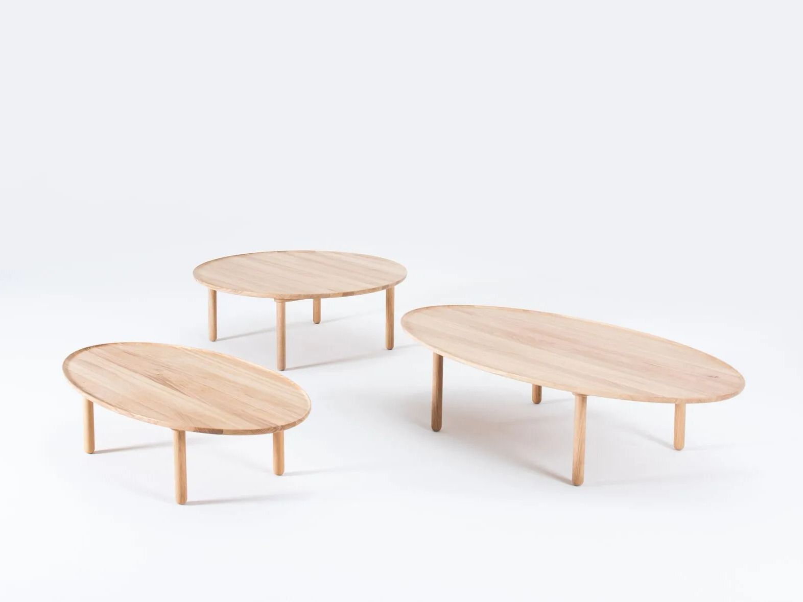 Круглый журнальный столик из дуба Gazzda Mu ARCH-00056725 - Вид №1