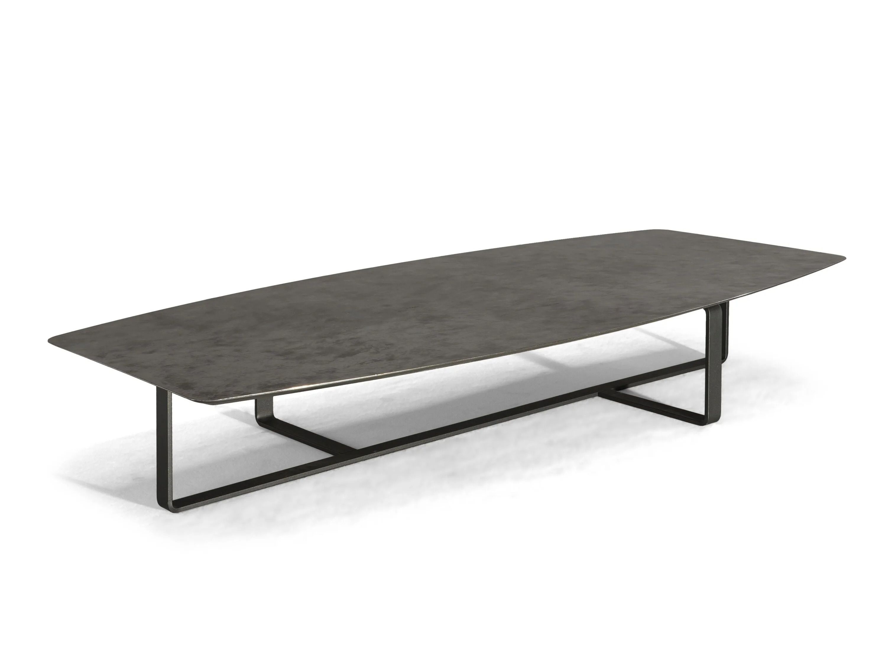 Низкий прямоугольный журнальный столик с столешницей из нержавеющей стали Natuzzi Italia время ARCH-00135443