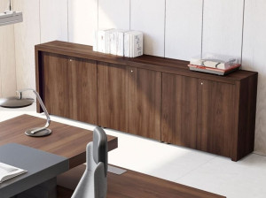 Офисная мебель с распашными дверями