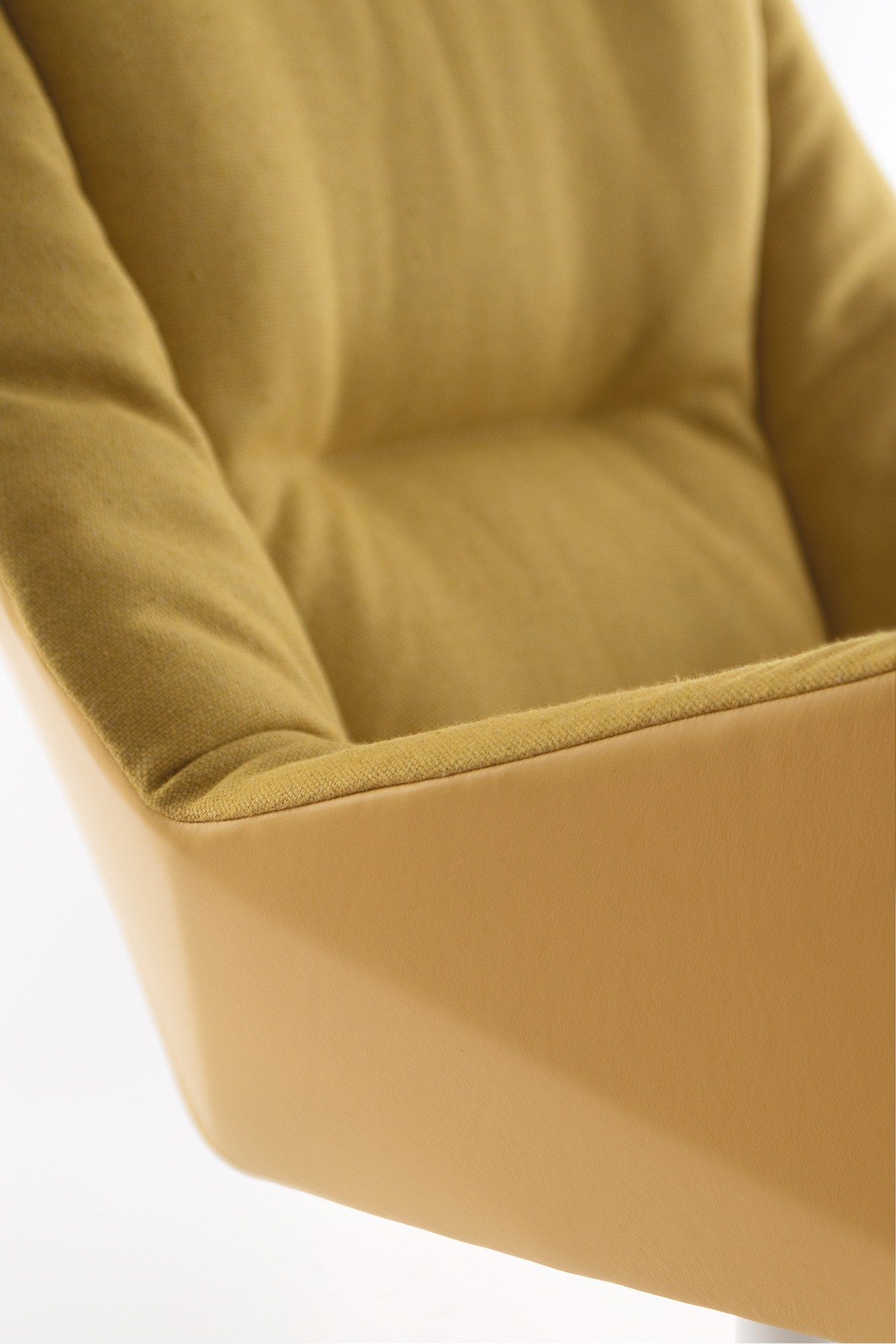 Кресло с высокой спинкой Cizeta PRISMA 1673 PO B17G ARCH-00016567 - Вид №1