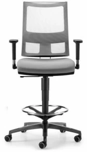 TALIN Сетчатое офисное кресло с 5 спицами и колесами для дизайнера Allynet
