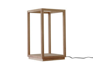 Напольная лампа из дуба